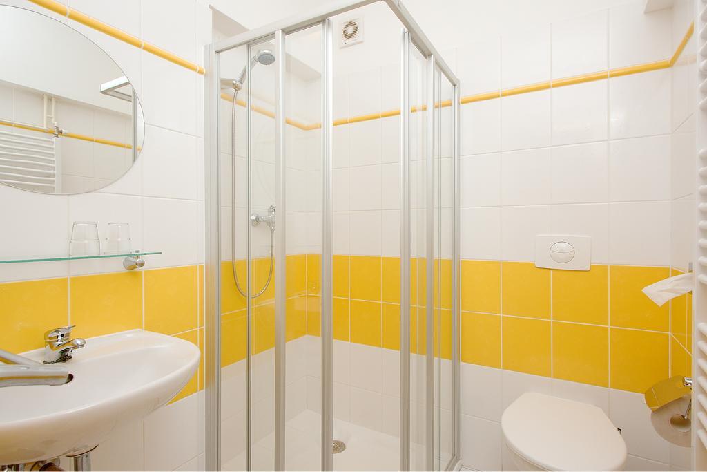 Hotel Chotol Horoměřice Δωμάτιο φωτογραφία